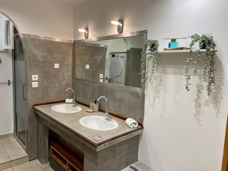 Superbe Logement Au Vallon Des Auffes Marseille Bagian luar foto